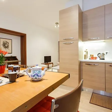 St.peter/vatican New Spacious 3bedrooms アパート